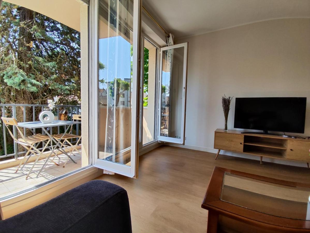 Tres Belle Appartement Lumineuse Spacieux Chantilly Kültér fotó