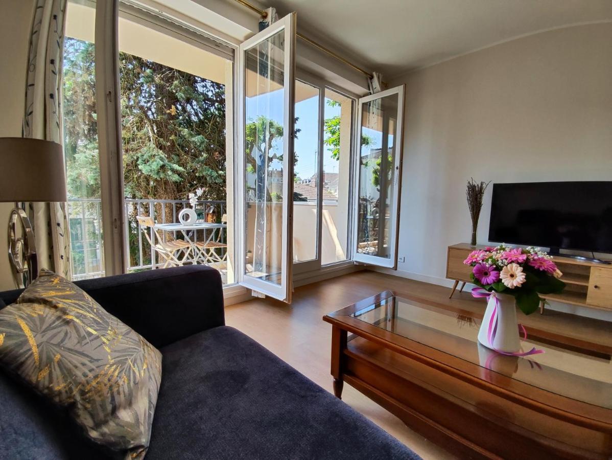 Tres Belle Appartement Lumineuse Spacieux Chantilly Kültér fotó
